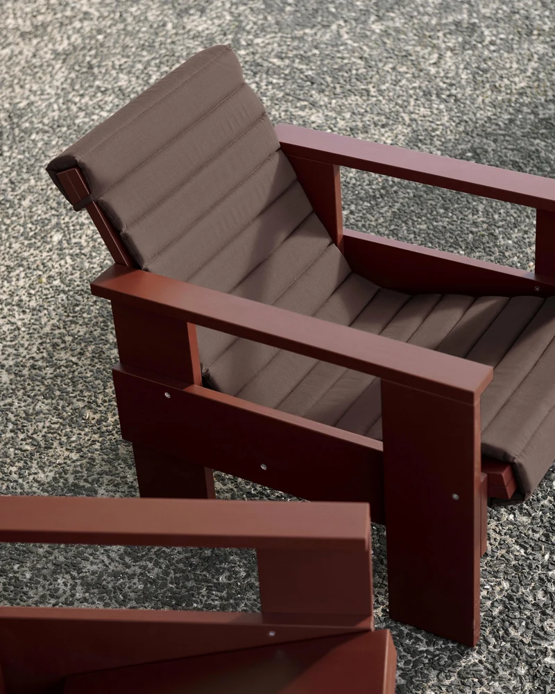 Chaise longue d'extérieur en pin Iron red Crate - Hay