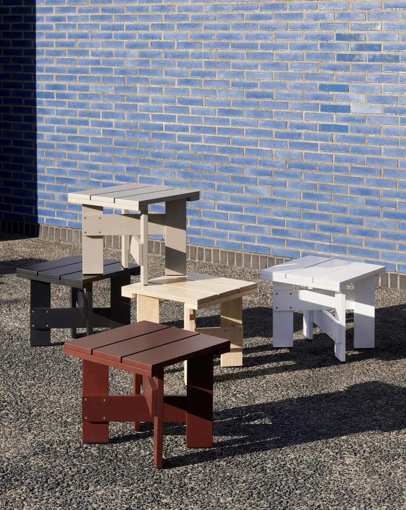 Table basse d'extérieur en pin naturel Crate - Hay