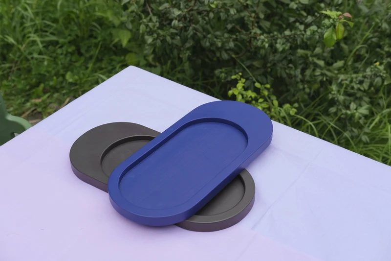 Plateau en bois bleu 32 x 15 cm Tenu - Noo.ma