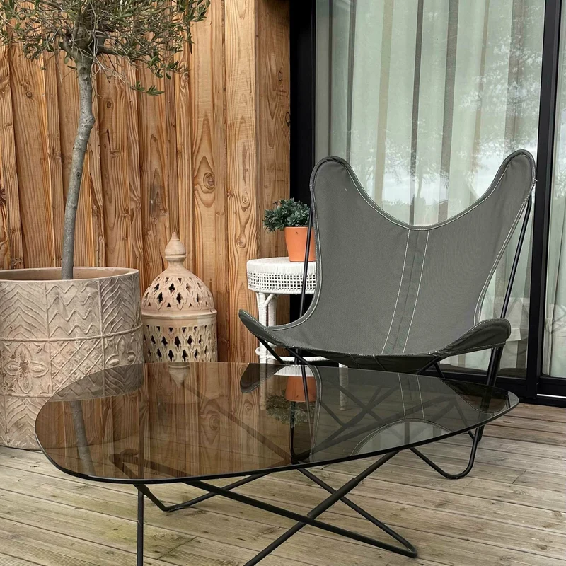 Table basse structure noire et verre fumé AO - Airborne