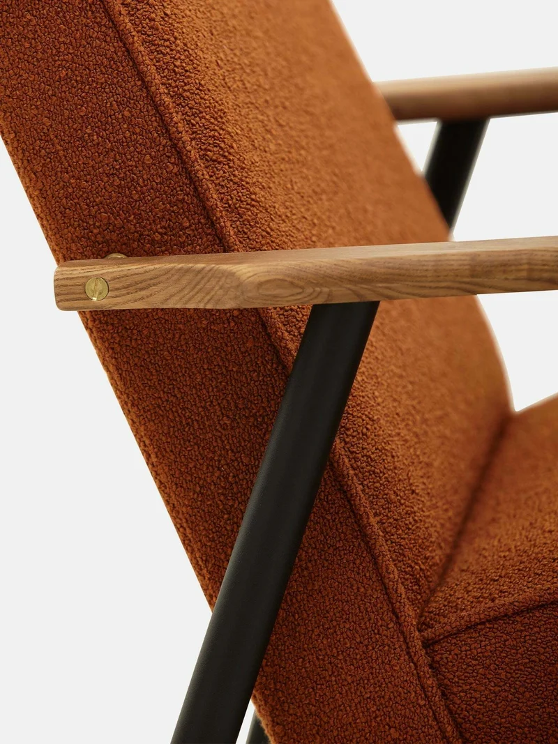 Fauteuil avec accoudoirs en tissu bouclé marron et métal 70 x 62 cm Fox - 366 Concept