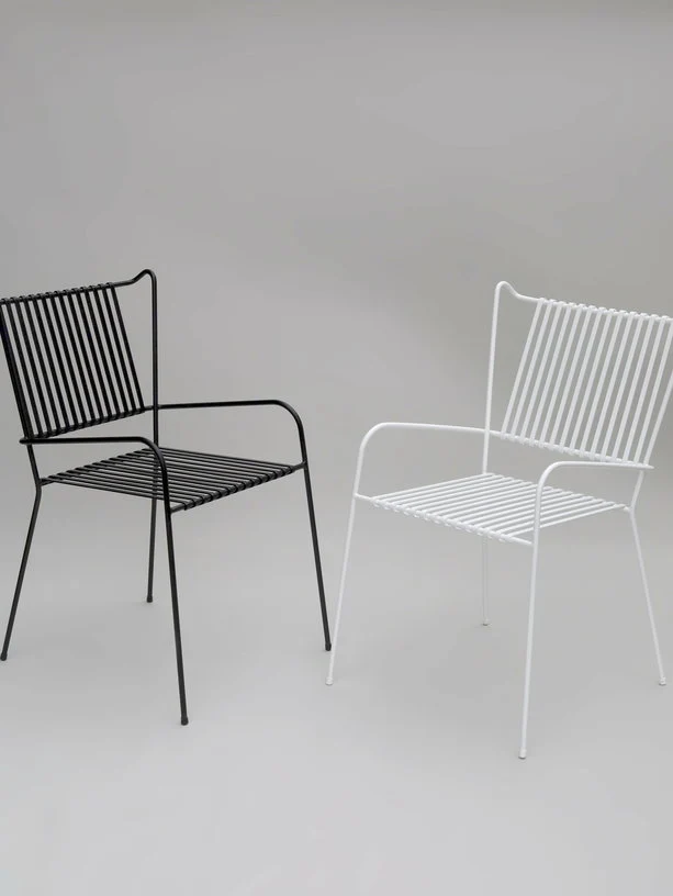 Chaise de jardin avec accoudoirs en acier blanc Capri - Cools Collection