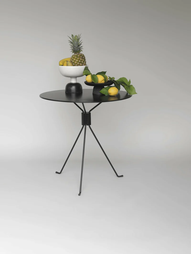 Table ronde de jardin en acier noir 75 cm Bond - Cools Collection