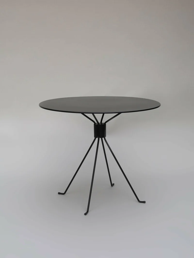 Table ronde de jardin en acier noir 75 cm Bond - Cools Collection