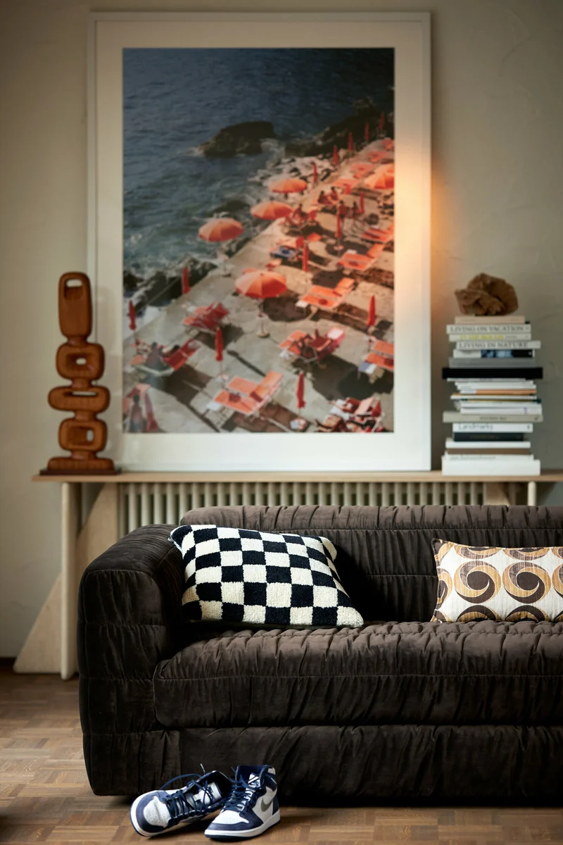 Canapé en velours royal velvet espresso 274 cm Club Couch- HKliving