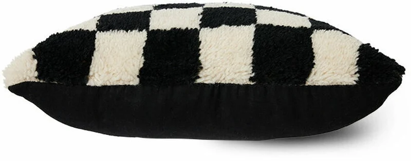 Coussin en laine damier noir et blanc 50 x 50 cm Statement - HKliving