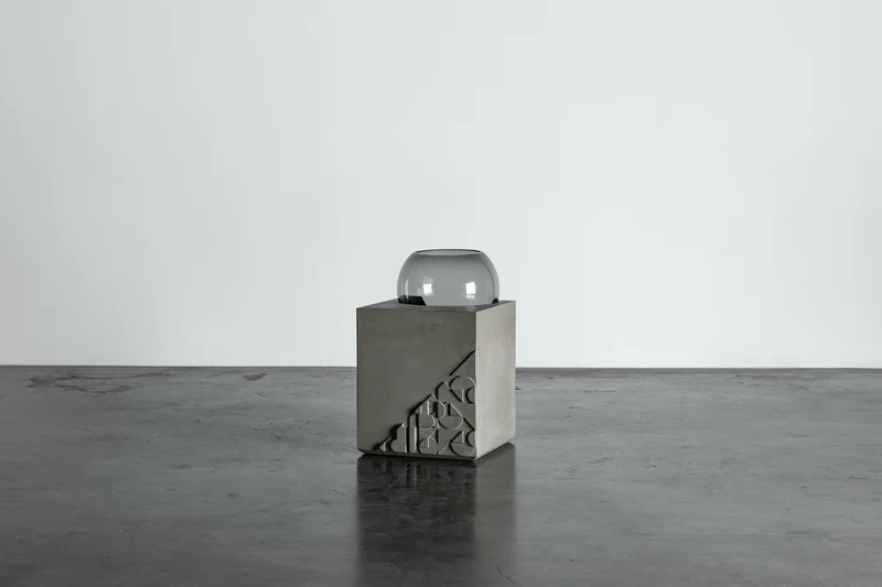 Table d'appoint Curb - Lyon Béton