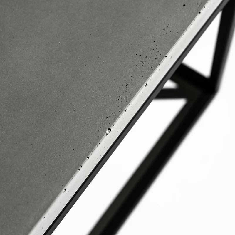 Table basse noire Perspective - Lyon Béton