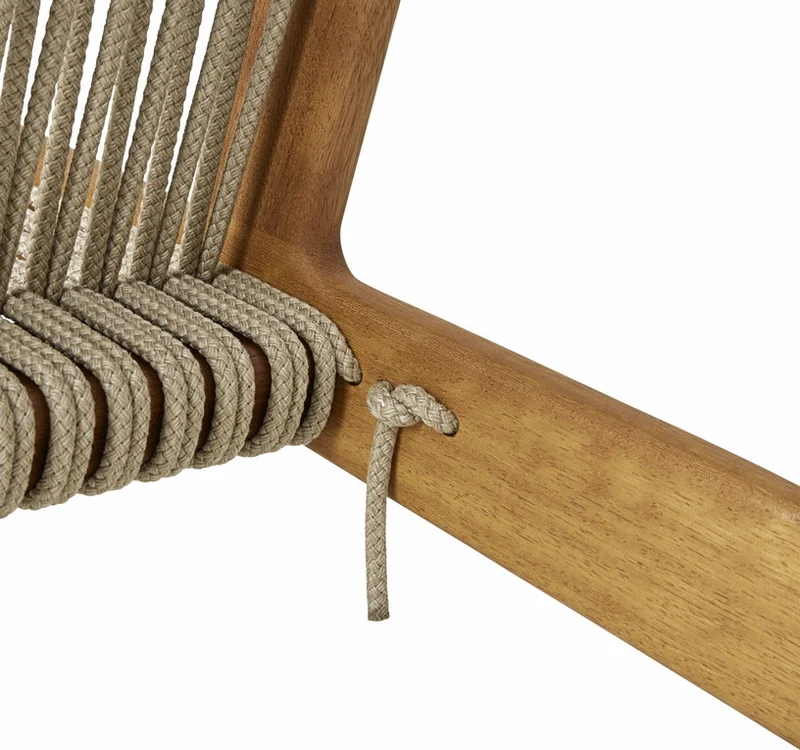 Chaise longue d'extérieur en bois iroko huilé MR01 Initial - Gubi
