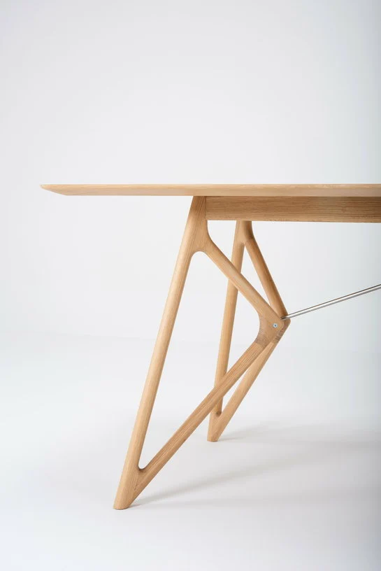 Table à manger en chêne 220 x 90 cm Tink - Gazzda
