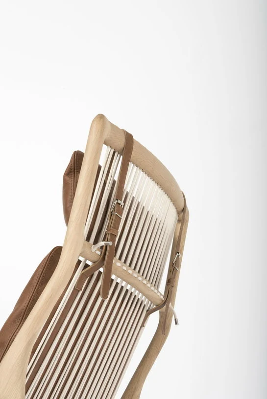 Fauteuil lounge en chêne et cuir whisky Dedo - Gazzda