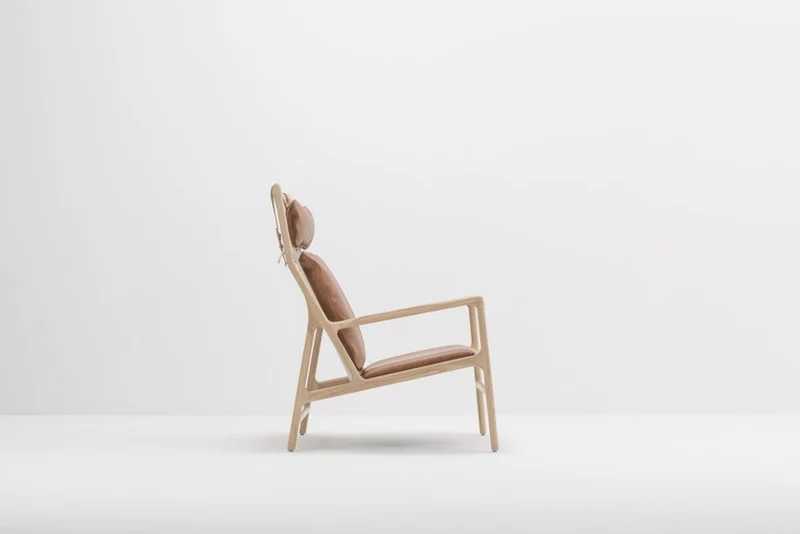 Fauteuil lounge en chêne et cuir whisky Dedo - Gazzda
