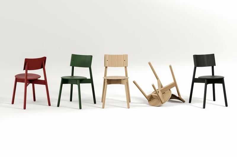 Chaise en chêne rouge coquelicot éco-certifié SSD - TIPTOE