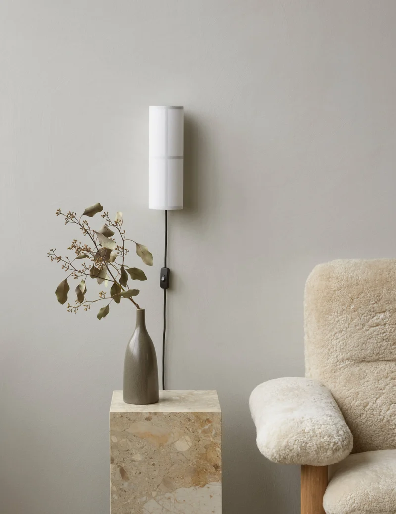 Table d'appoint en marbre sable 51 x 30 cm Plinth Tall - Audo