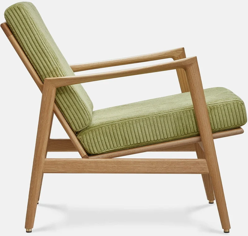 Fauteuil en chêne naturel et assise en velours vert Stefan lounge - 366 concept