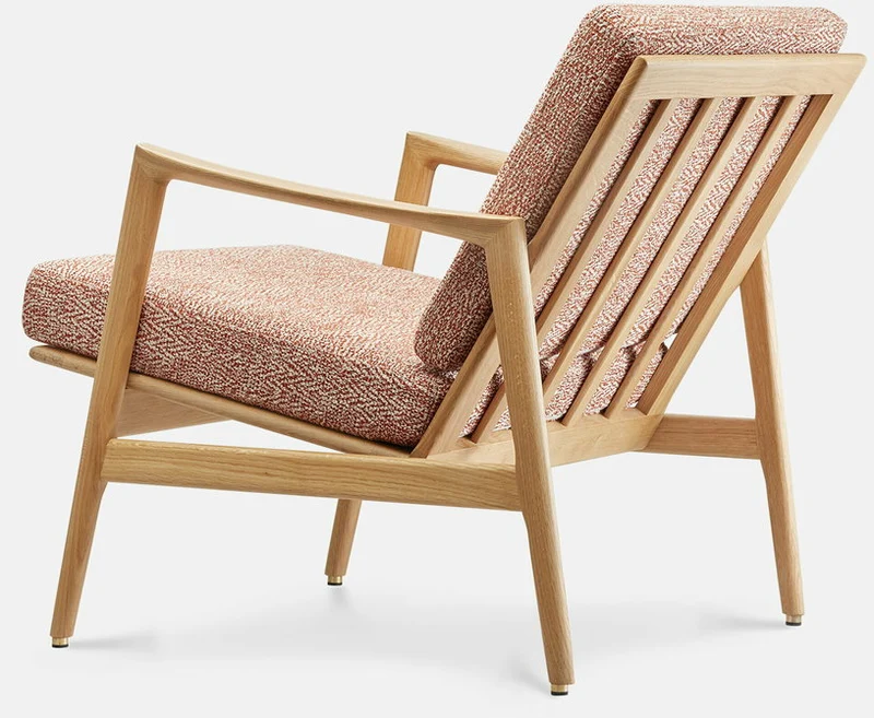 Fauteuil en chêne naturel et assise en tissu sierra rouge Stefan lounge - 366 concept