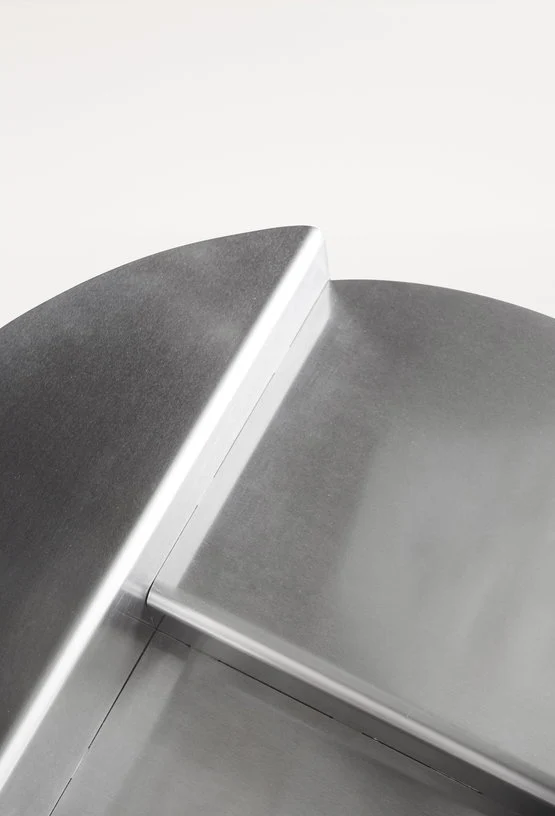 Table d'appoint en aluminium 40 cm Rivet - Frama
