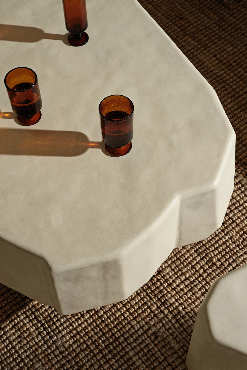 Table basse ivoire en béton et fibre de verre Staffa - Ferm Living