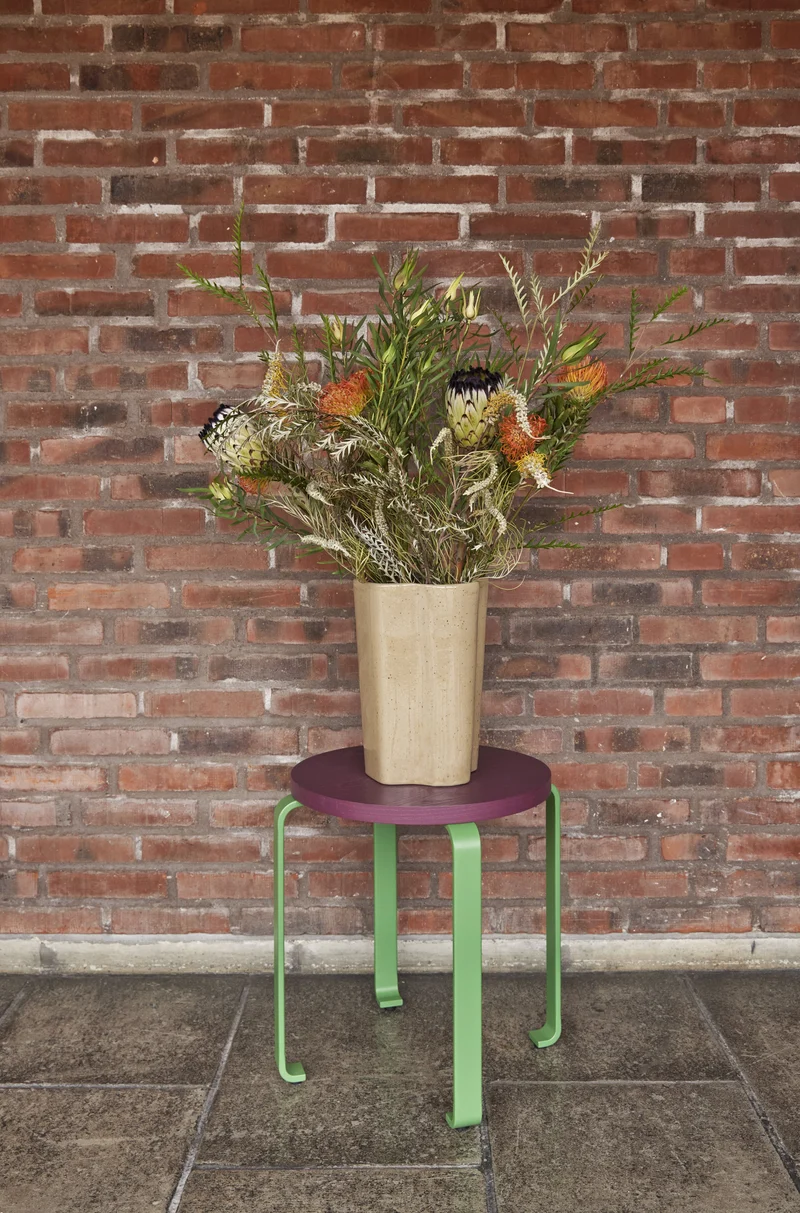 Tabouret à roulettes burgundy et vert 46 x 46,5 cm Smile - Hübsch