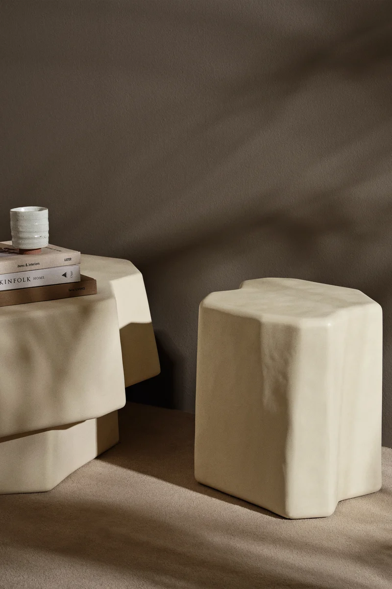 Tabouret en béton ivoire Staffa - Ferm Living