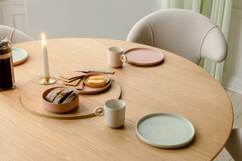 Table extensible en chêne naturel 132/202 x 74 cm Comfort Circle - UMAGE