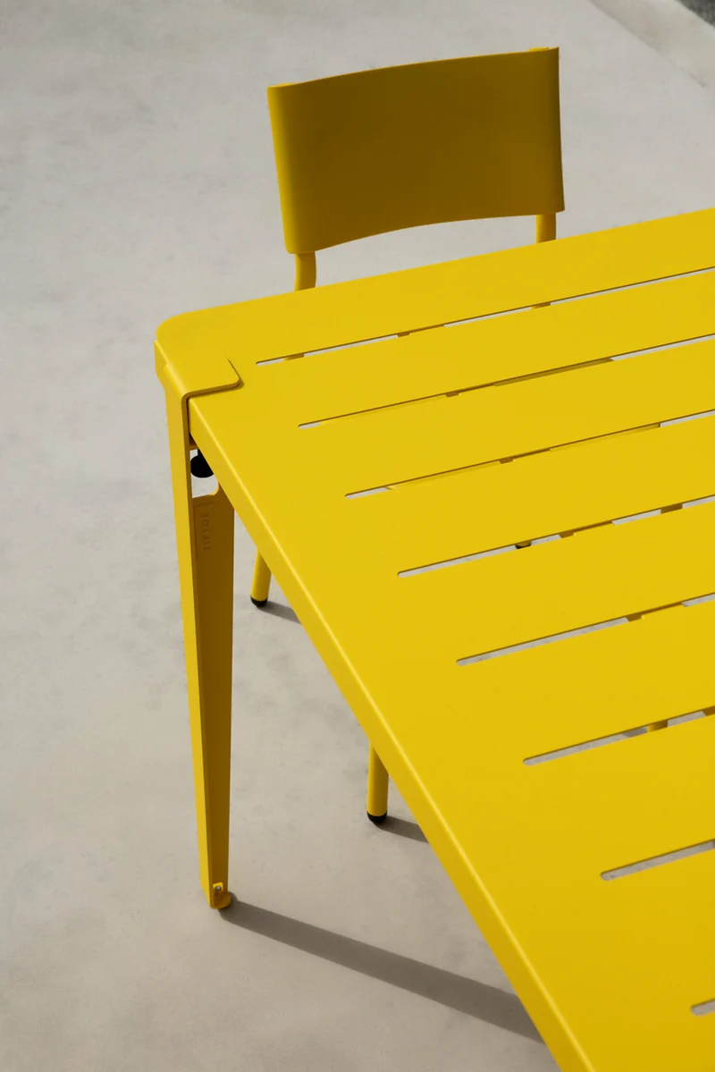 Table à manger en acier jaune 160 x 80 x 75 cm Midi - TIPTOE