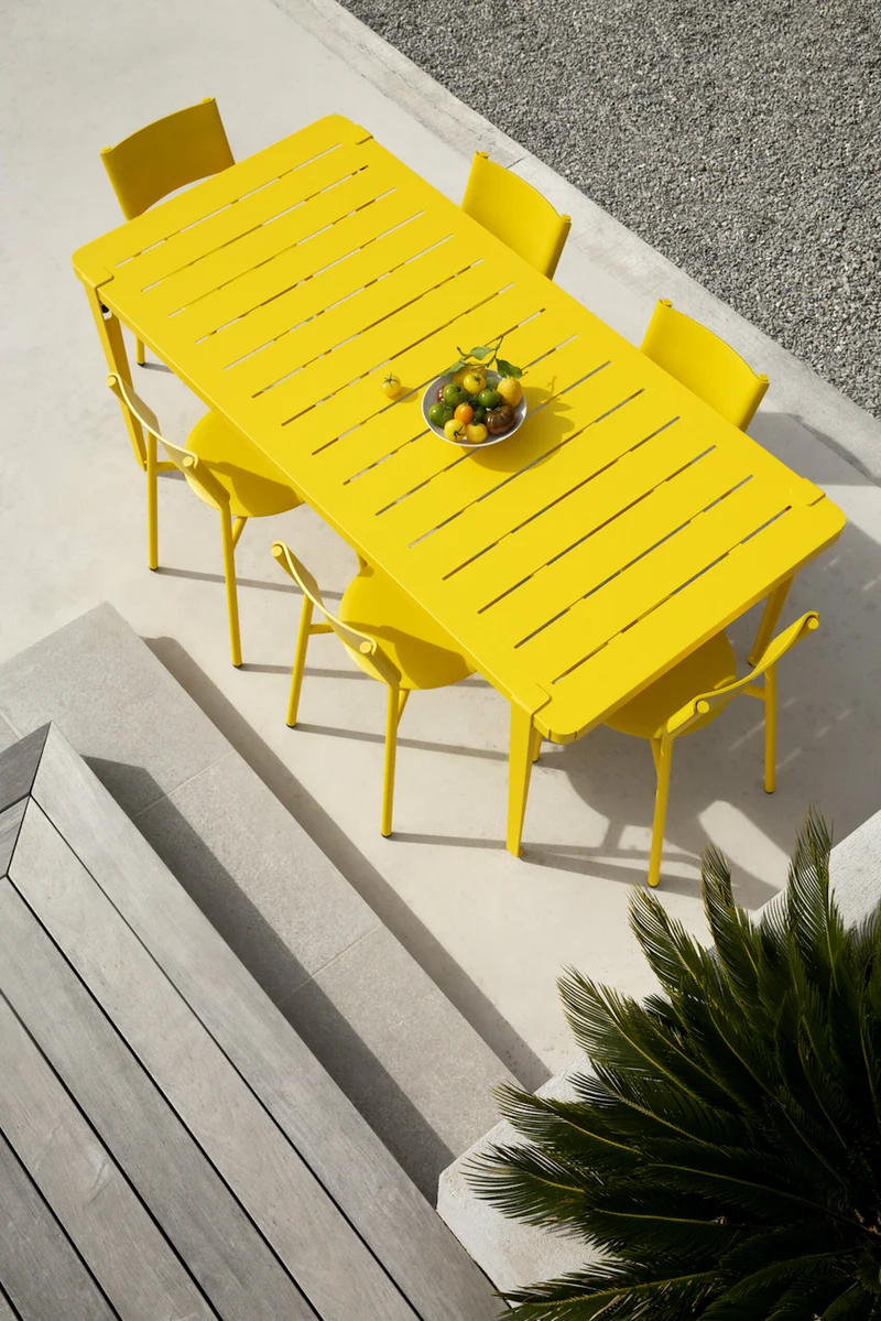 Table à manger en acier jaune 190 x 90 x 75 cm Midi - TIPTOE