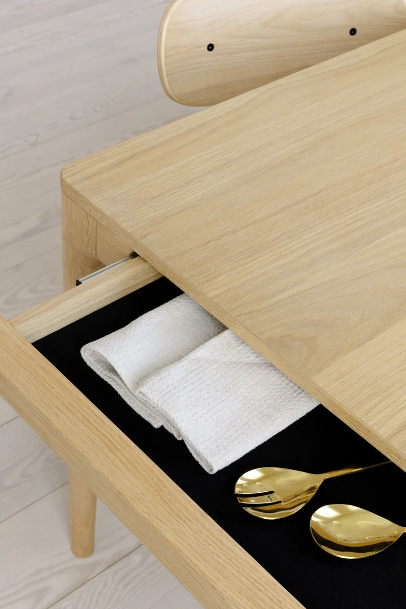 Table rectangulaire extensible en chêne naturel 200/300 x 90 cm Heart'n'Soul - UMAGE