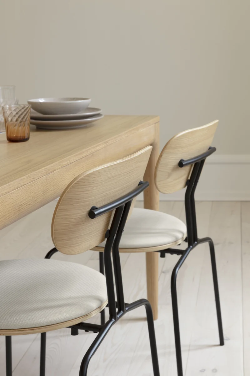 Table rectangulaire extensible en chêne naturel 200/300 x 90 cm Heart'n'Soul - UMAGE