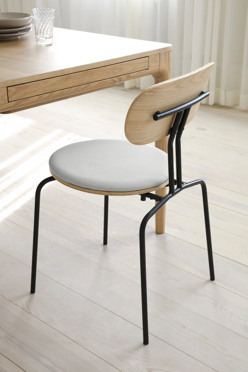 Table rectangulaire extensible en chêne naturel 200/300 x 90 cm Heart'n'Soul - UMAGE