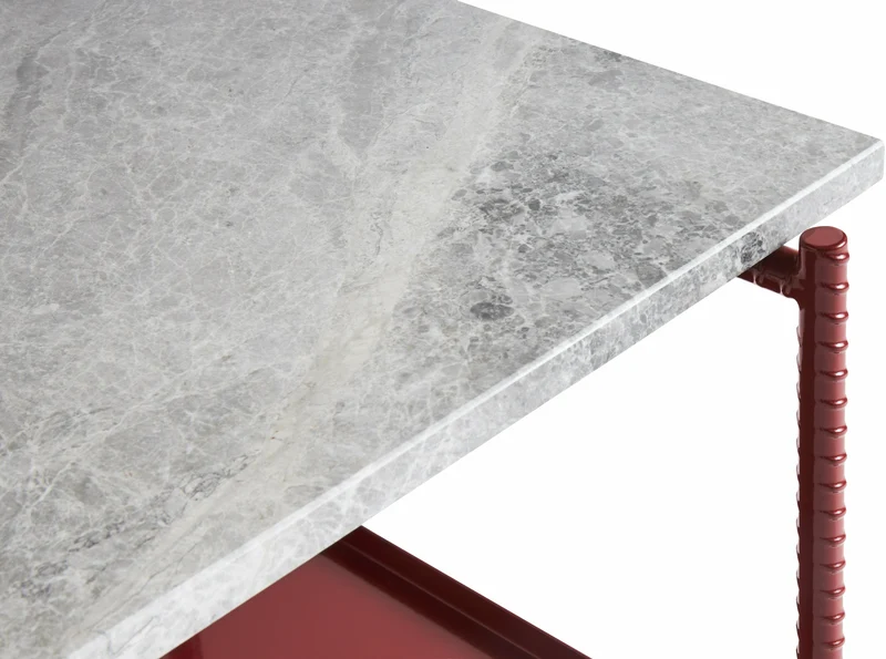 Table d'appoint en marbre et piètement en acier rouge 55 cm Rebar - Hay
