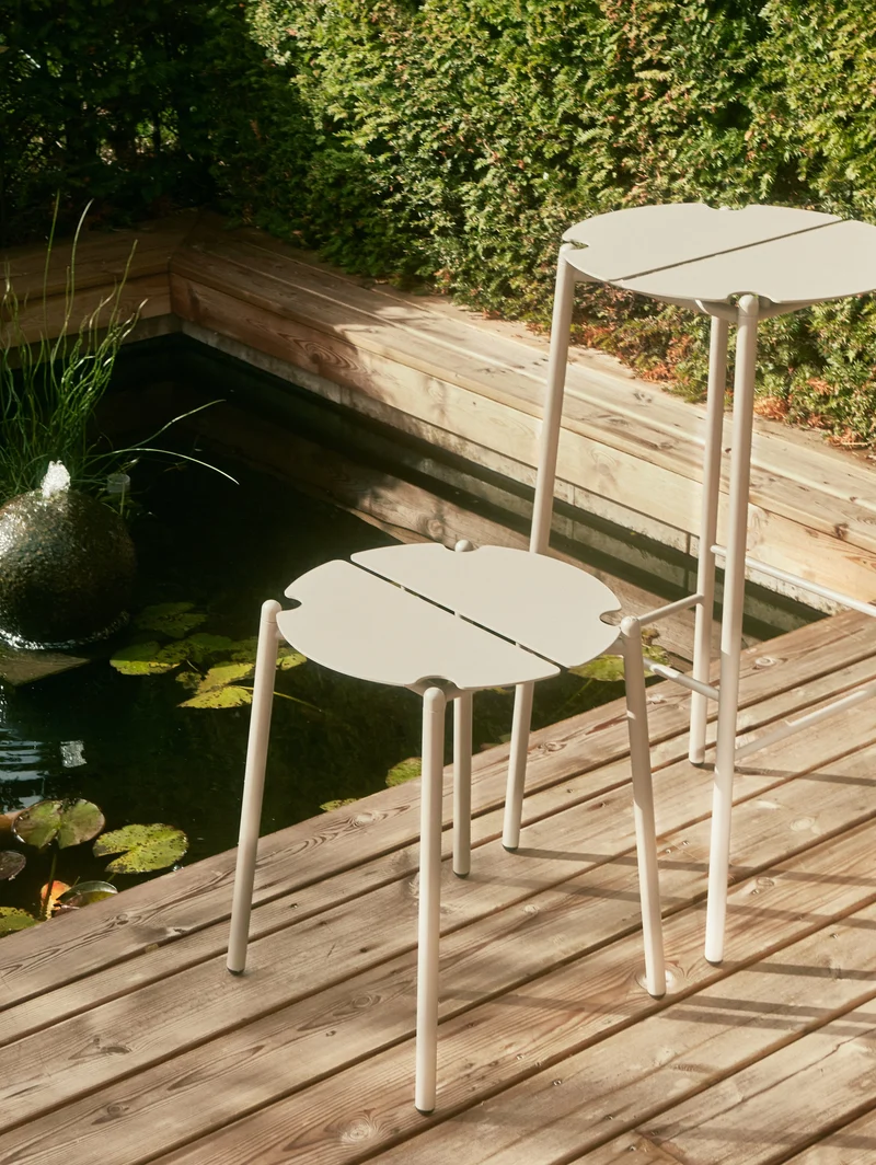 Tabouret de bar en acier taupe 75 cm Novo - AYTM