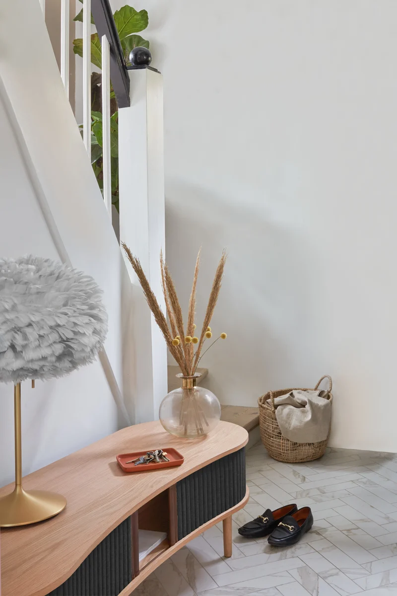 Meuble télévision en chêne foncé beige 40 x 140 cm Audacious - UMAGE