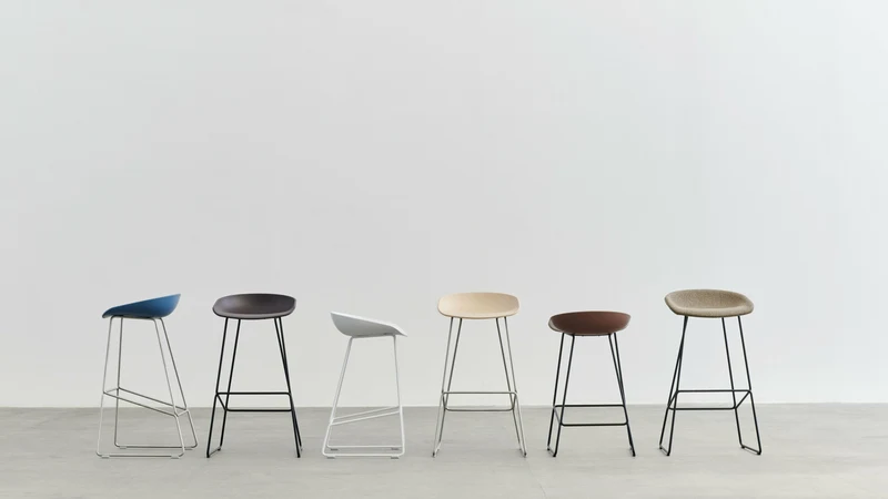 Tabouret de bar en plastique recyclé pêche et pieds en acier 75 cm AAS 38 2.0 - HAY