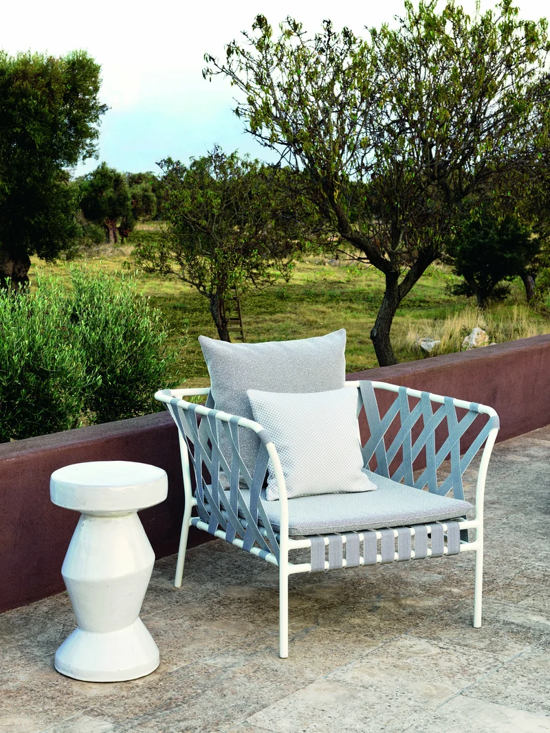 Guéridon en béton gris anthracite 32 x 58 cm Inout 49 - Gervasoni
