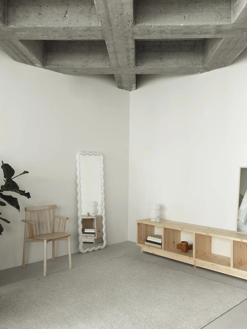 Bibliothèque en bois de pin 220 x 50,5 cm Low FYR - Normann Copenhagen
