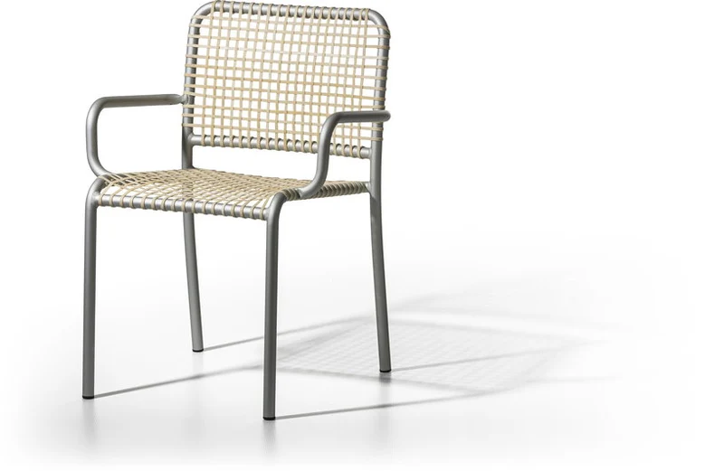 Chaise avec accoudoirs en aluminium et tressage naturel Allu 24 I- Gervasoni