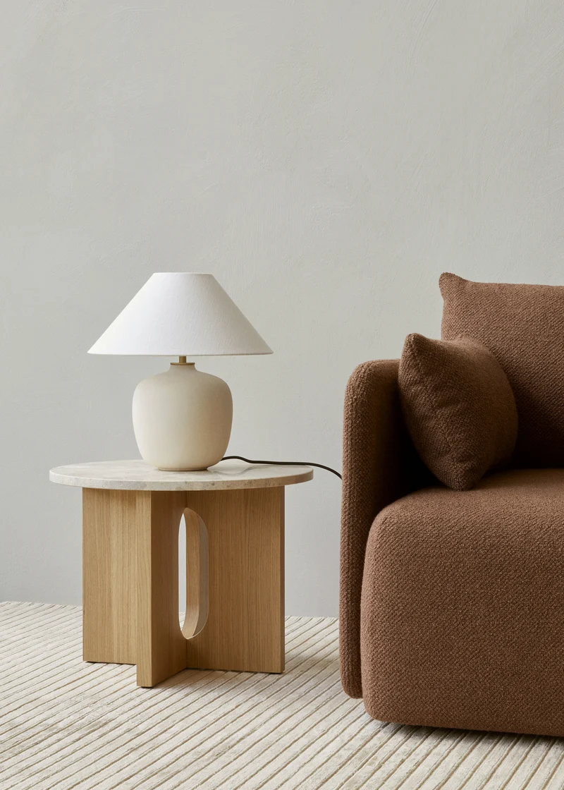 Table d'appoint en chêne et marbre kunis breccia 40 x 50 cm Androgyne - Audo