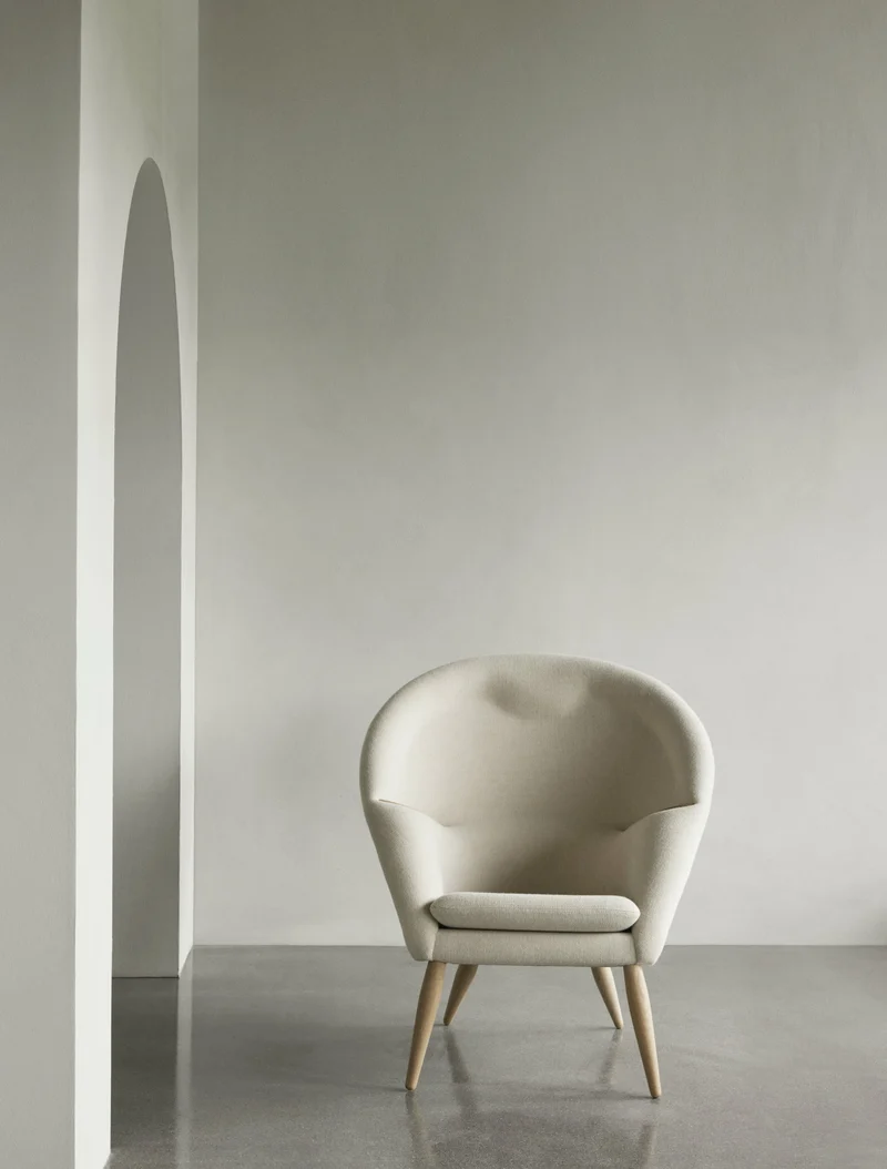 Fauteuil en noyer 100 x 87 cm Oda - Audo
