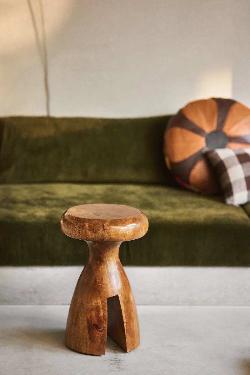 Tabouret en bois de châtaignier 34 x 52 cm- HKliving