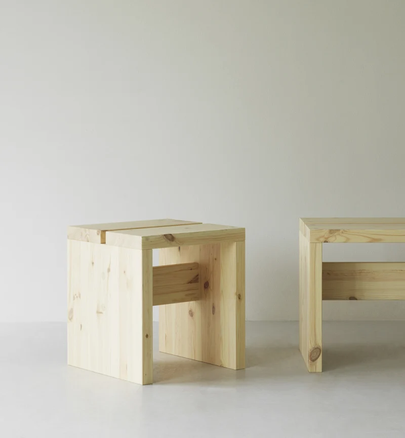 Tabouret en bois de pin 40 x 40 cm Stretch - Normann Copenhagen